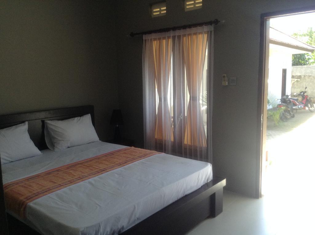 Rasti Homestay Kuta  Buitenkant foto