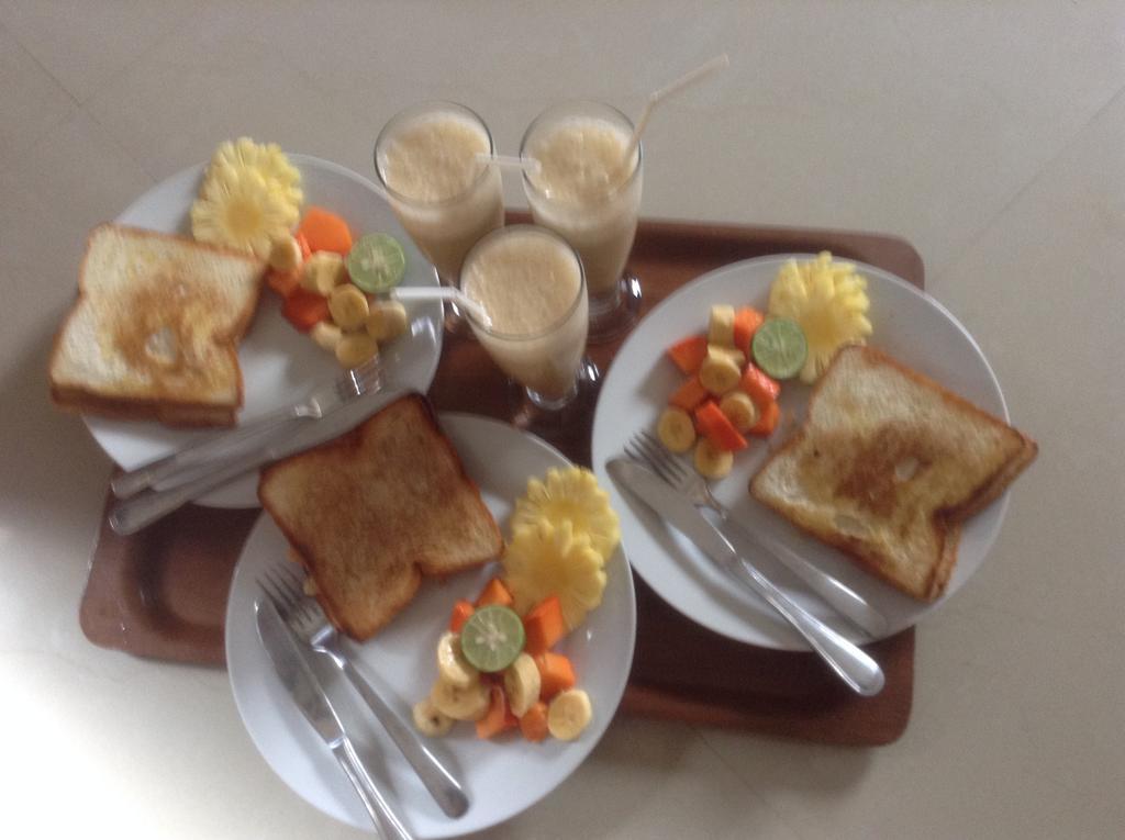 Rasti Homestay Kuta  Buitenkant foto